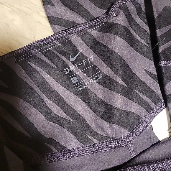 Nike tights - Picture 2 of 5